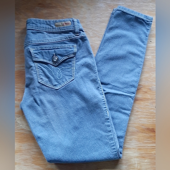 Bongo Stretchy Jeans - Picture 1 of 3
